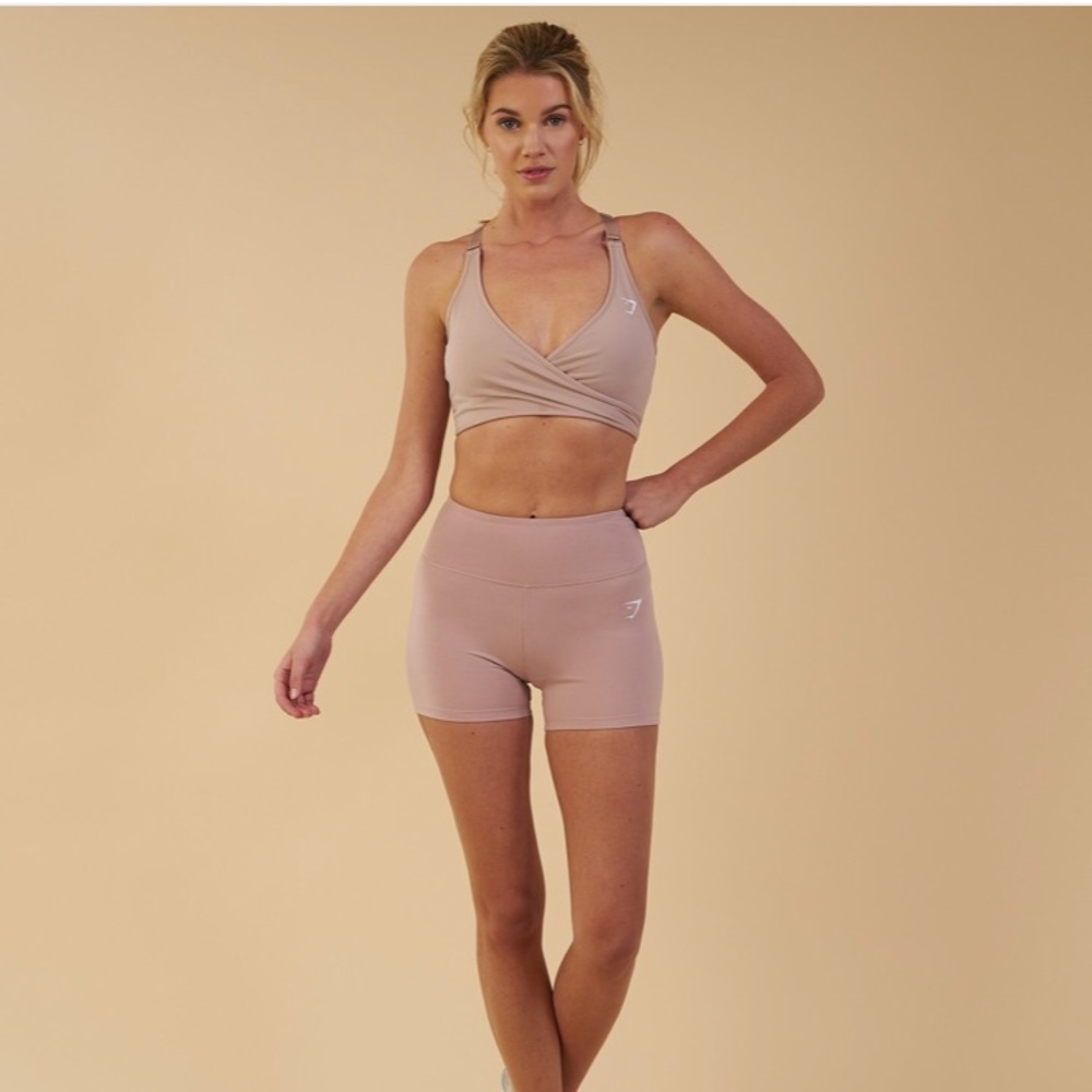 SOLD BNWT Gymshark Dreamy Shorts